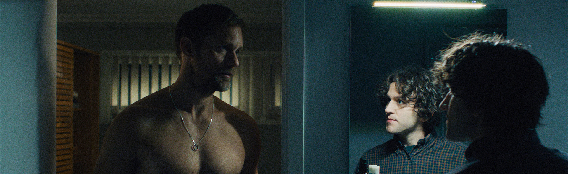 PILLION_slide_poster